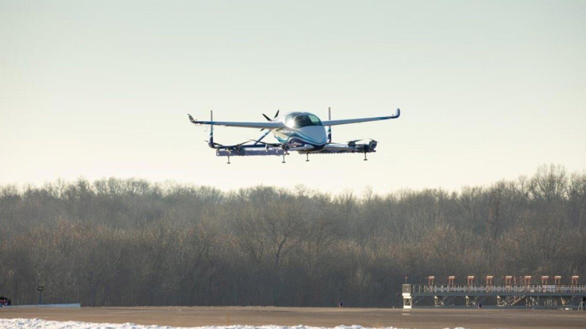 Boeing: Ετοιμάζει ιπτάμενα αυτοκίνητα
