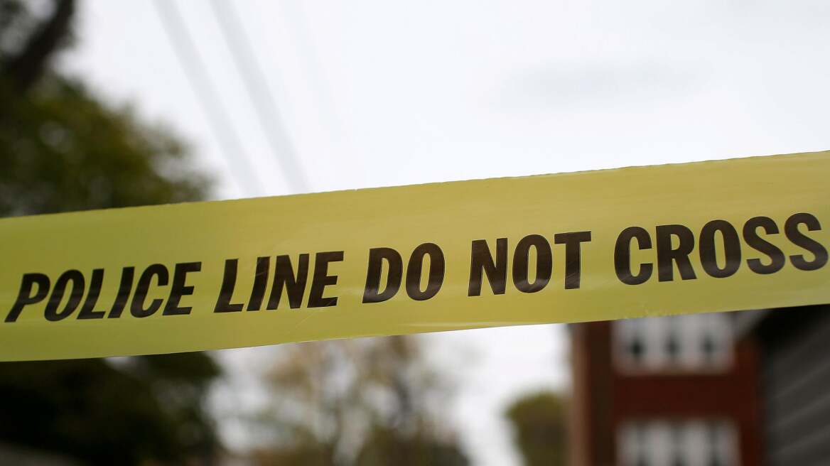 Τραγωδία στις ΗΠΑ: 4χρονος πυροβόλησε στο πρόσωπο τη μητέρα του με όπλο που βρήκε στο σπίτι