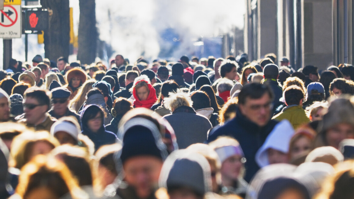 Αδειάζει ο πλανήτης; Καναδοί συγγραφείς υπολογίζουν ότι σε 30 χρόνια θα μειωθεί ο πληθυσμός της γης