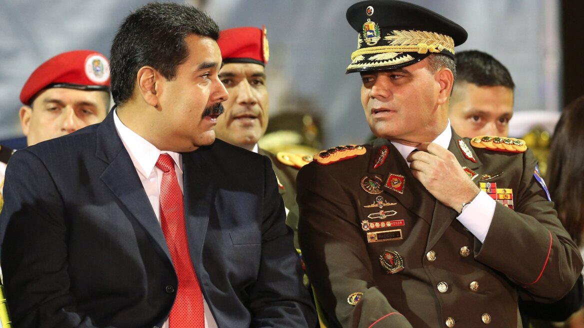 Βενεζουέλα: Η Ουάσιγκτον δίνει «χάρη» σε στρατιωτικούς για να «πουλήσουν» τον Μαδούρο
