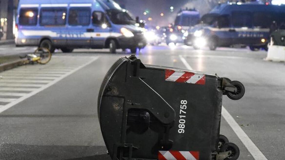 Επεισόδια στο Τορίνο μετά την εκκένωση κατάληψης - Τέσσερις τραυματίες και 12 προσαγωγές