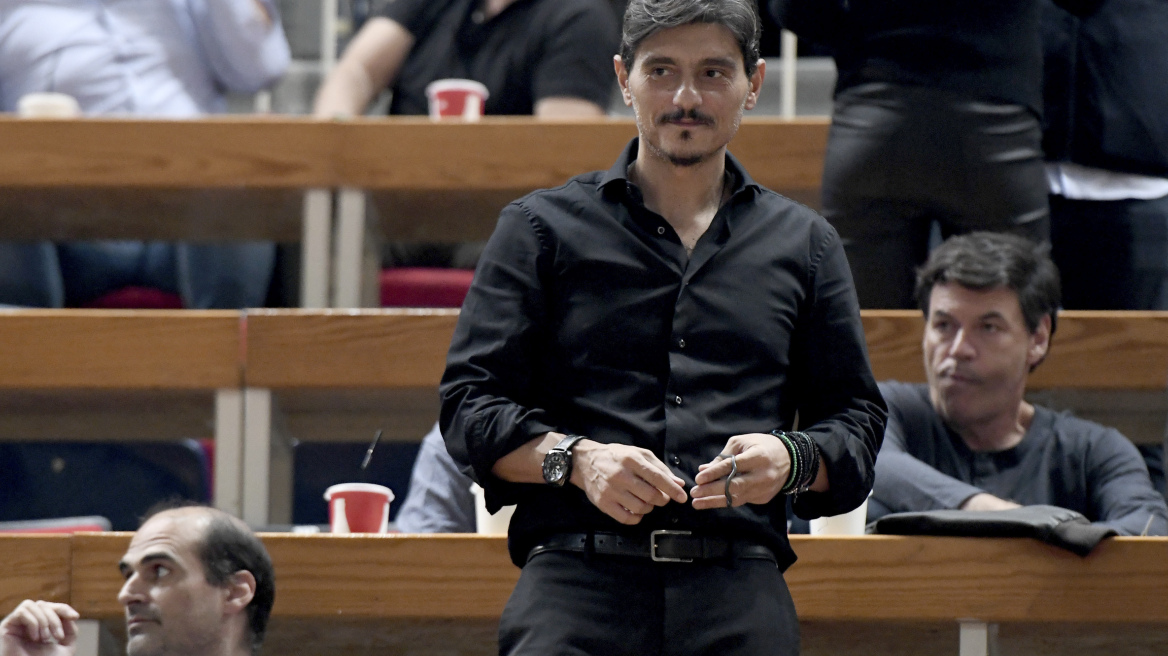 Γιαννακόπουλος: «Ευθύνομαι για το ηχητικό, τη ΔΕΗ και την... τρύπα του όζοντος»!