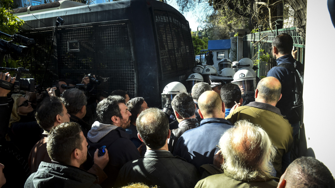 Στάση εργασίας από την ΠΟΕΔΗΝ για την κλήση μελών της ως «επικίνδυνα για το πολίτευμα»