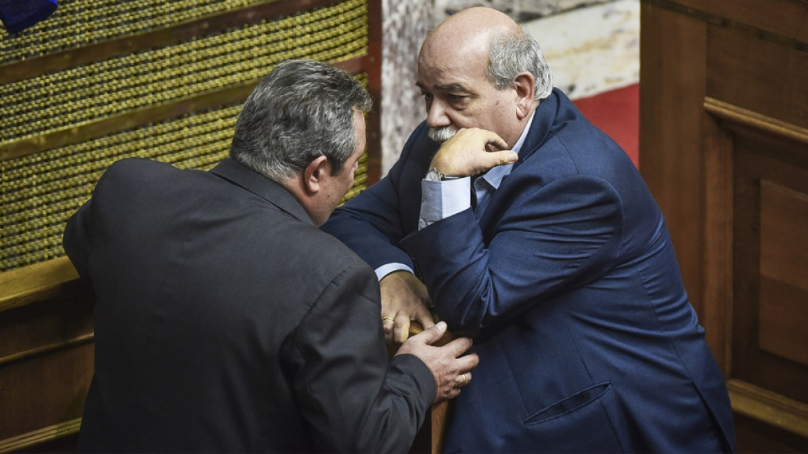 Βούτσης σε Καμμένο: Δεν είναι άκυρη η ορκωμοσία Κουίκ - Υποχρέωσή μου να τον καλέσω να ορκιστεί