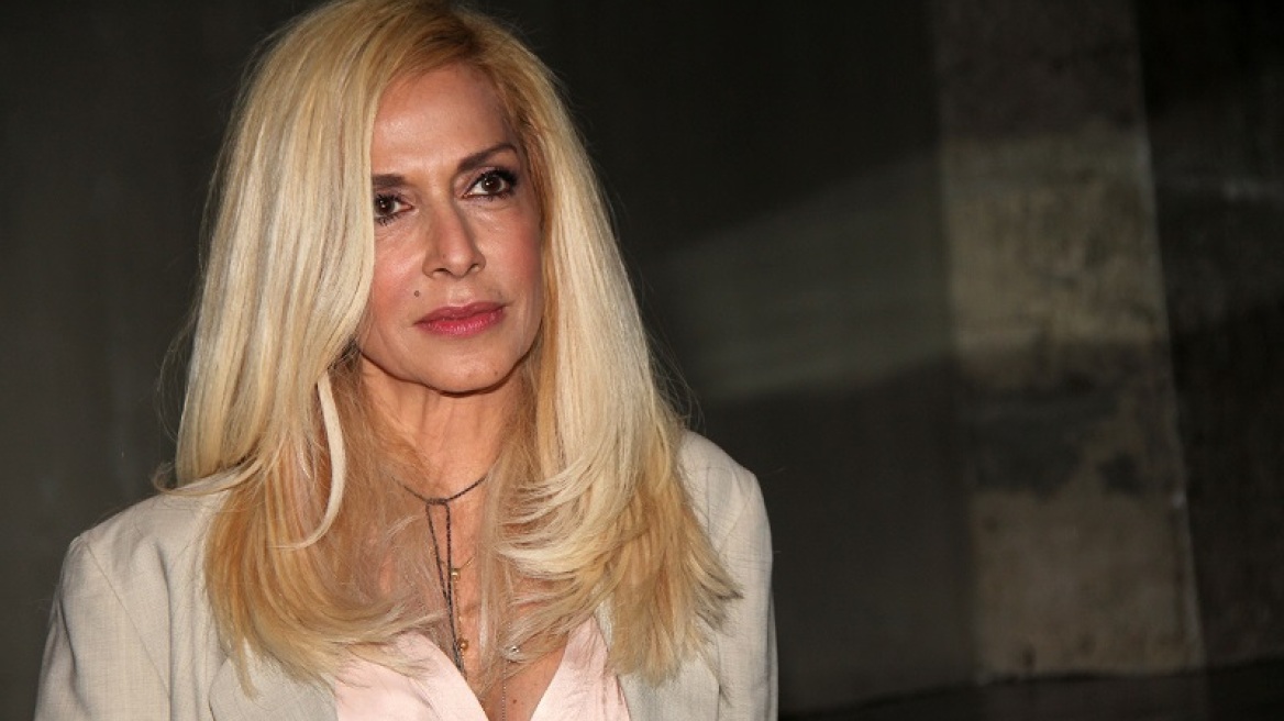 Η Αννα Βίσση επιστρέφει δισκογραφικά: Ακούστε το νέο της τραγούδι 