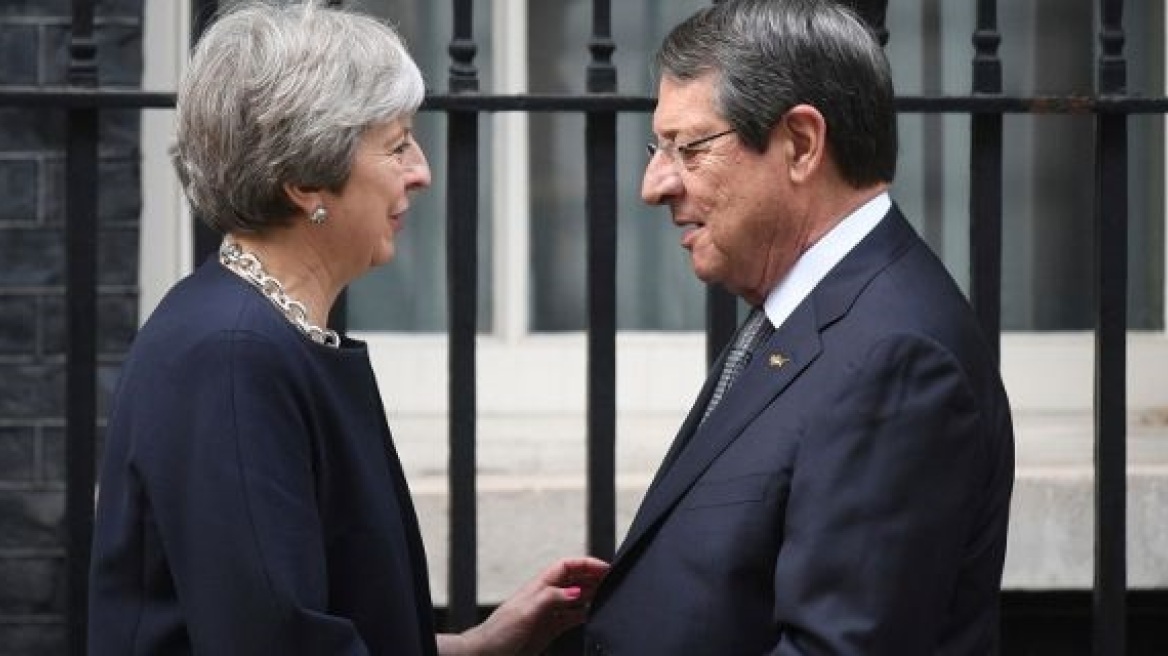 Κύπρος: Συνομιλία Αναστασιάδη - Μέι για το Brexit 