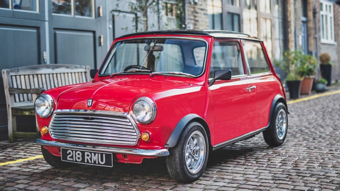 Το κλασικό MINI των 90.000 ευρώ