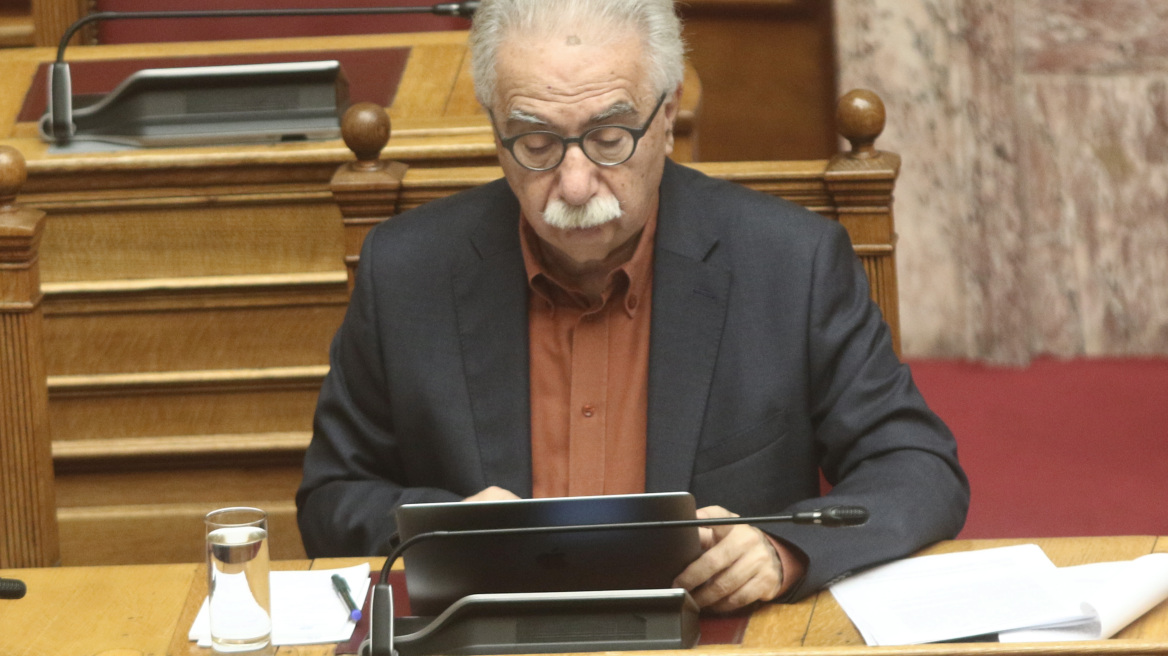 «Ιδανική συνταγή για αποτυχημένα παιδιά» λένε οι επιστήμονες για το αλαλούμ με τη διδακτέα ύλη