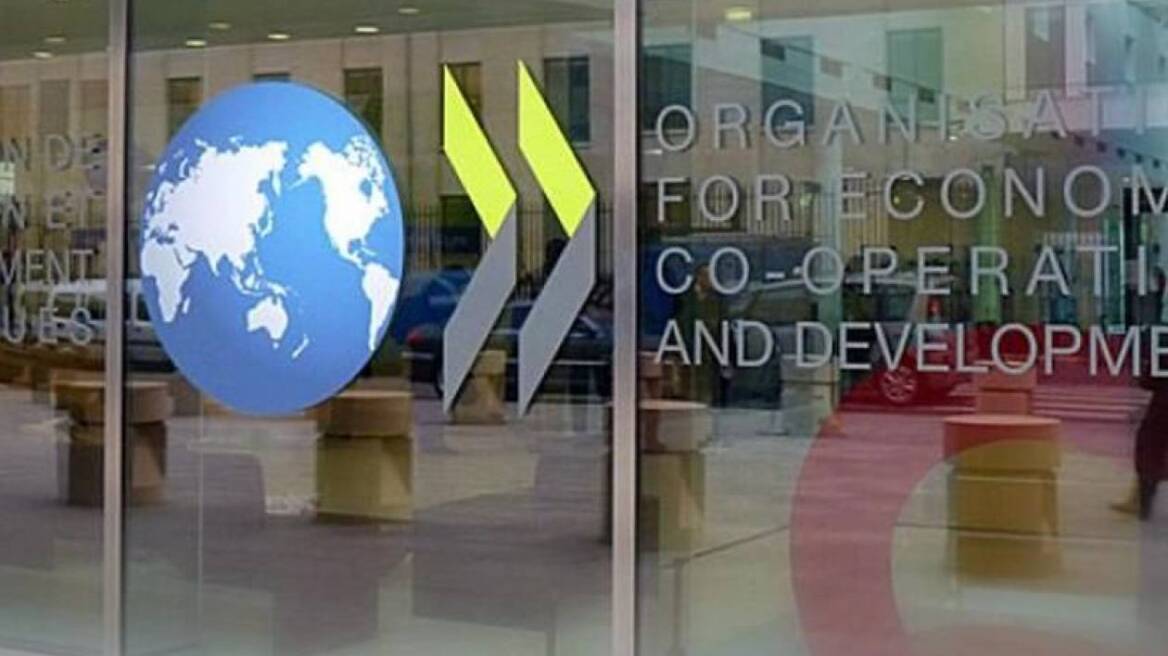 ΟΟΣΑ: Ισχυρή ανάπτυξη της παγκόσμιας οικονομίας το 2021 και το 2022