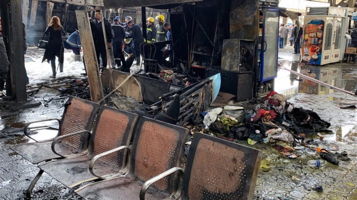 Ο τσακωμός του μηχανοδηγού με συνάδελφο οδήγησε στην τραγωδία με τους 25 νεκρούς στο Κάιρο 