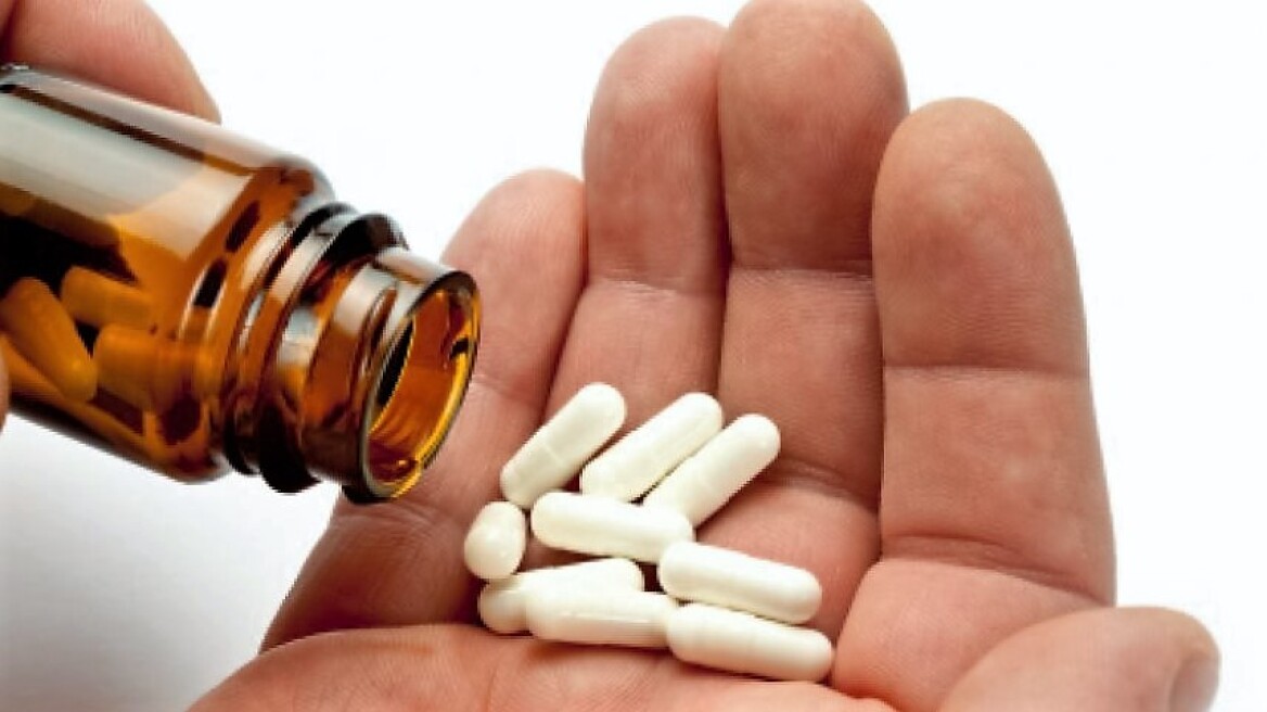 Σύρος: Τον έπιασαν για ναρκωτικά και ήταν φυγόποινος