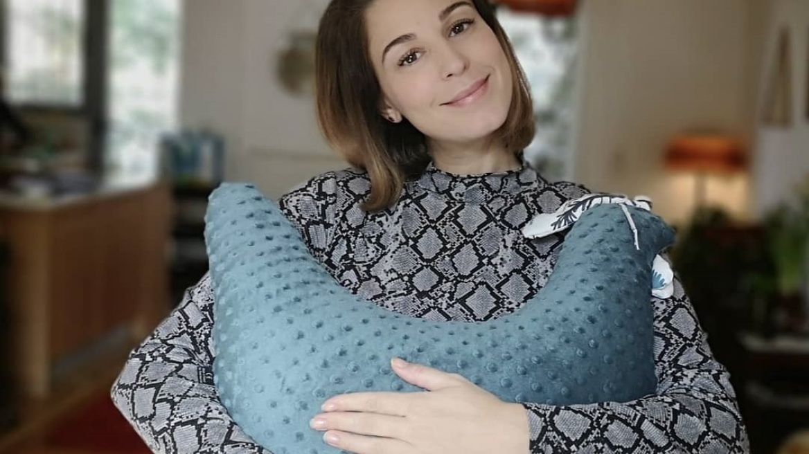 Η φωτογραφία της Κατερίνας Παπουτσάκη από το μαιευτήριο