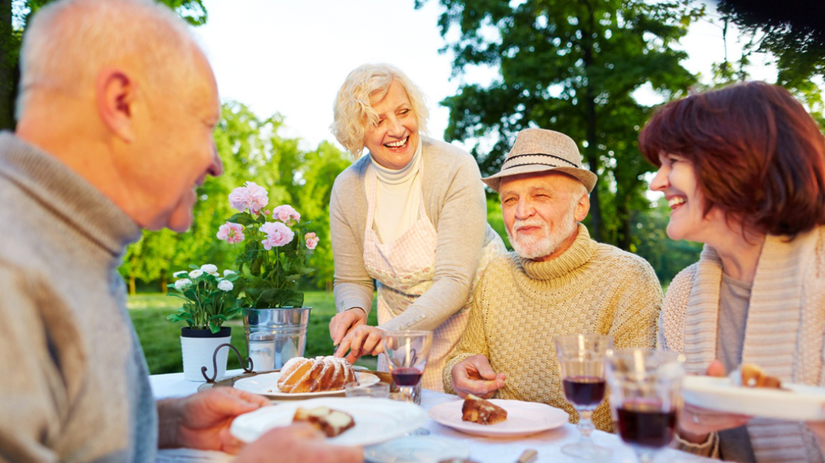 Ξέρετε σε τι γινόμαστε καλύτεροι καθώς μεγαλώνουμε;