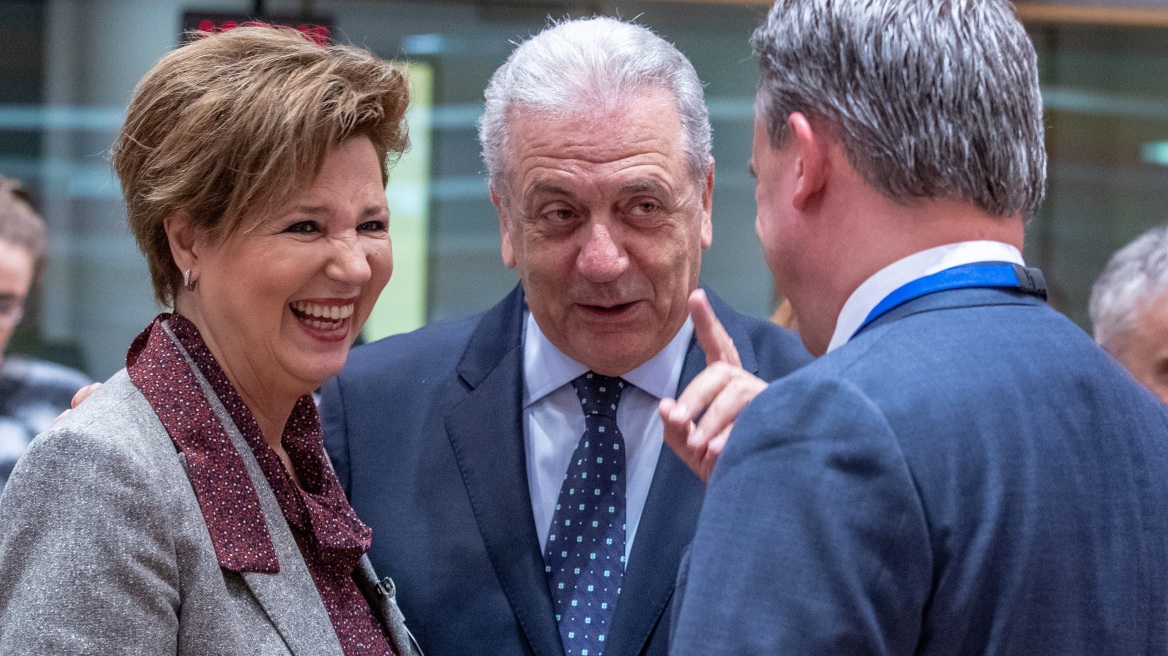 Αβραμόπουλος: Εφικτή η συμφωνία για την Ευρωπαϊκή Συνοριοφυλακή πριν τις ευρωεκλογές