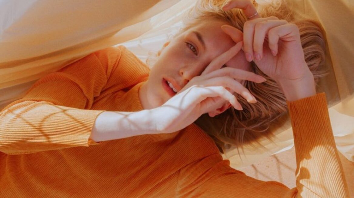 Απόλυτη προστασία από τον ήλιο και τη γήρανση με ένα μόνο προϊόν 