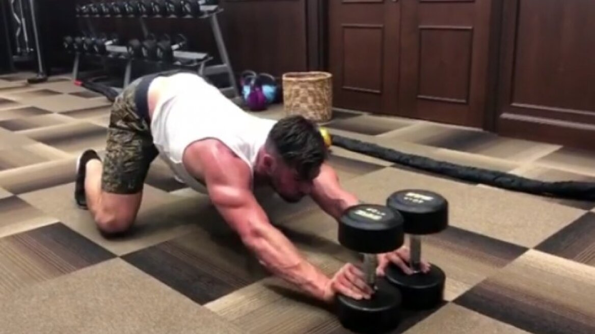 Κρις Χέμσγουορθ: Η εξωφρενική άσκηση που κάνει ο «Thor»