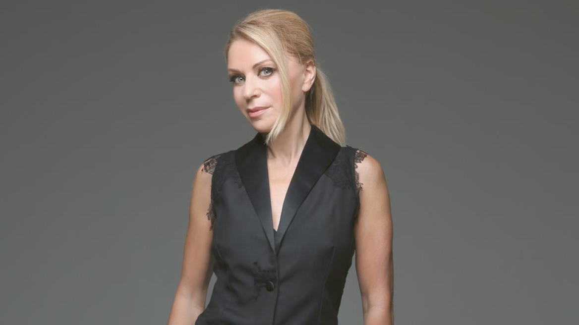 Η Έλλη Στάη επιστρέφει στη late night ζώνη της τηλεόρασης 