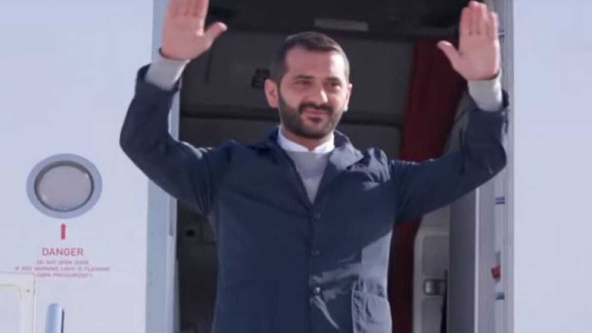 MasterChef: Μυθικός Κουτσόπουλος αντέγραψε το ιστορικό νεύμα του Παπανδρέου στη Λιάνη