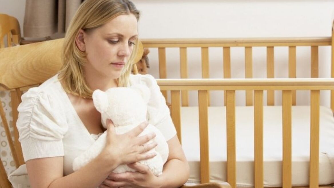 Έρευνα: Αυξάνεται ο κίνδυνος αποβολής του μωρού μετά τα 30