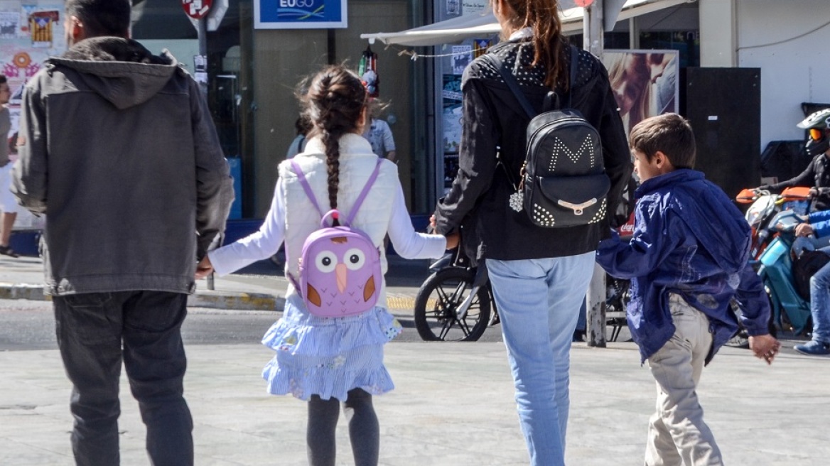 Επίδομα παιδιού: Στις 26 Μαρτίου «κλείνει» ο πρώτος κύκλος υποβολής αιτήσεων