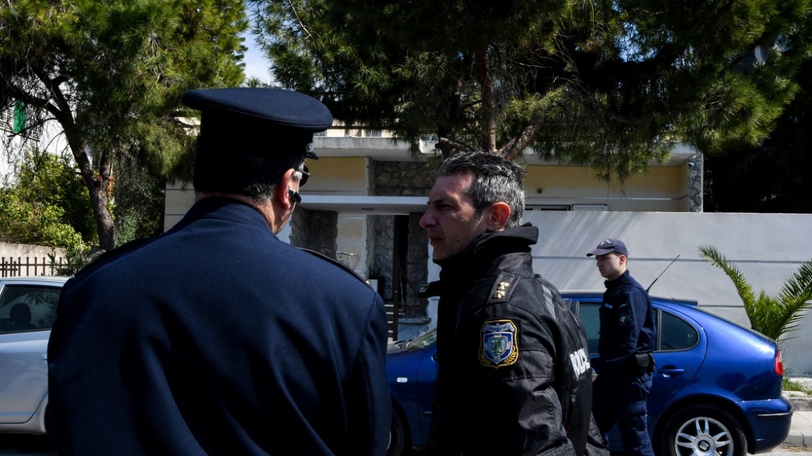 Έκαναν πλιάτσικο στο σπίτι του 87χρονου που σκότωσε τη σύντροφό του και αυτοκτόνησε! 