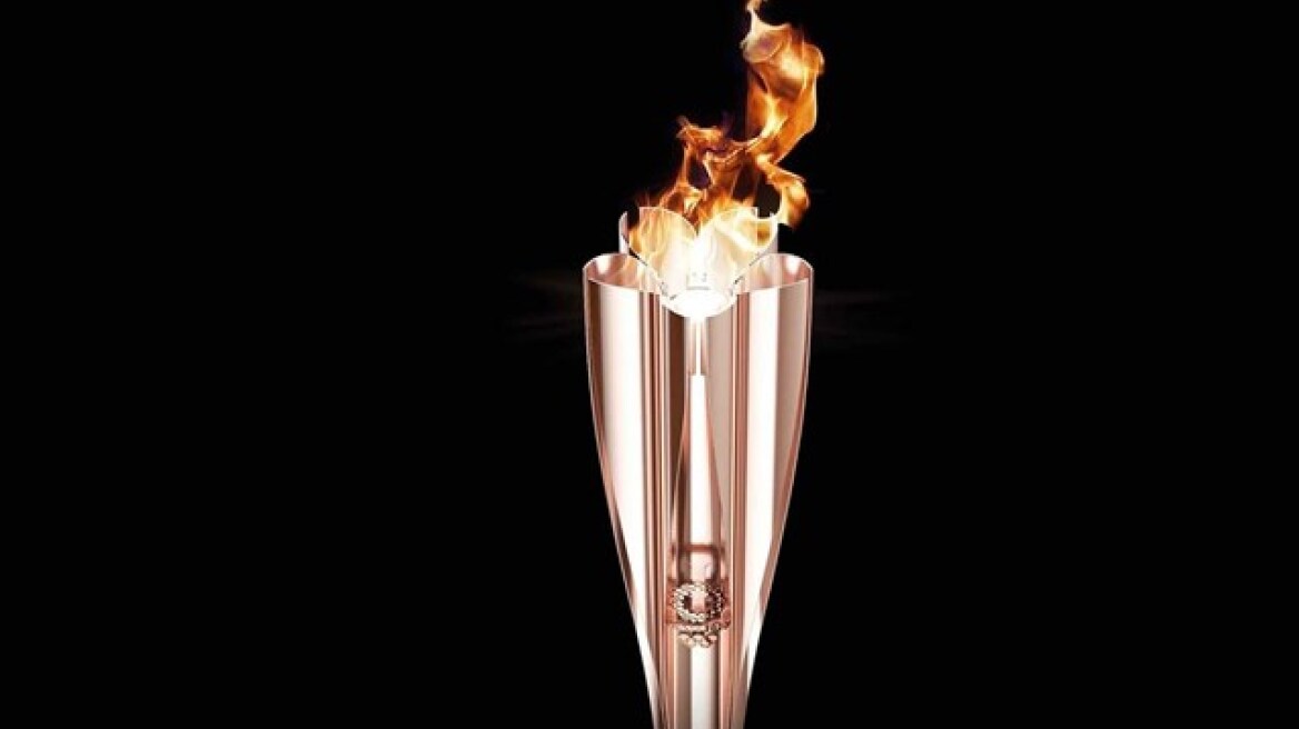 Ολυμπιακοί Αγώνες 2020: Αποκαλυπτήρια για την ολυμπιακή δάδα σε σχήμα άνθους κερασιάς