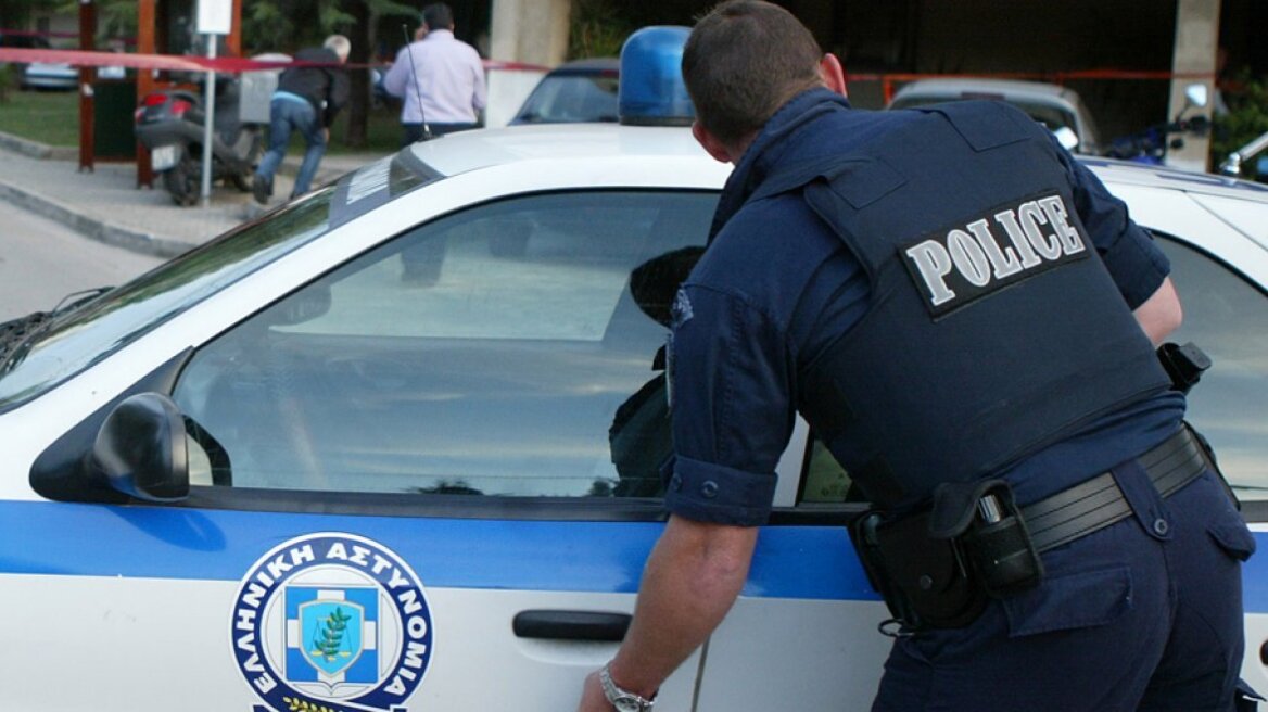 Κρήτη: Συνελήφθη Χανιώτης που για 10 μήνες έκλεβε την ηλικιωμένη μητέρα του