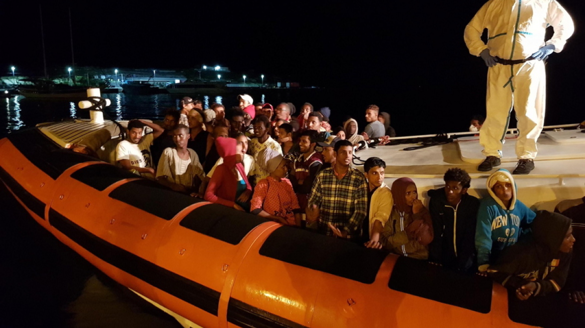 Η Ιταλία πιέζει και η ΕΕ σταματά τις διασώσεις μεταναστών ανοιχτά της Λιβύης