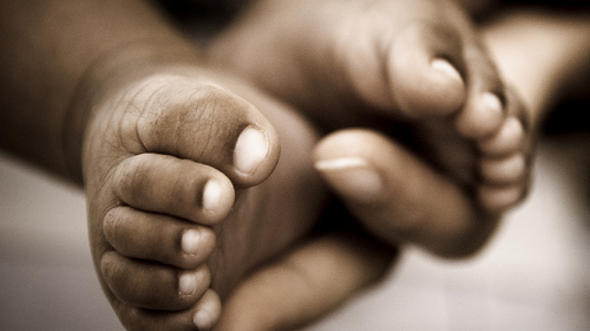 Μπανγκλαντές: Μητέρα γέννησε δίδυμα... ένα μήνα μετά την πρώτη γέννα