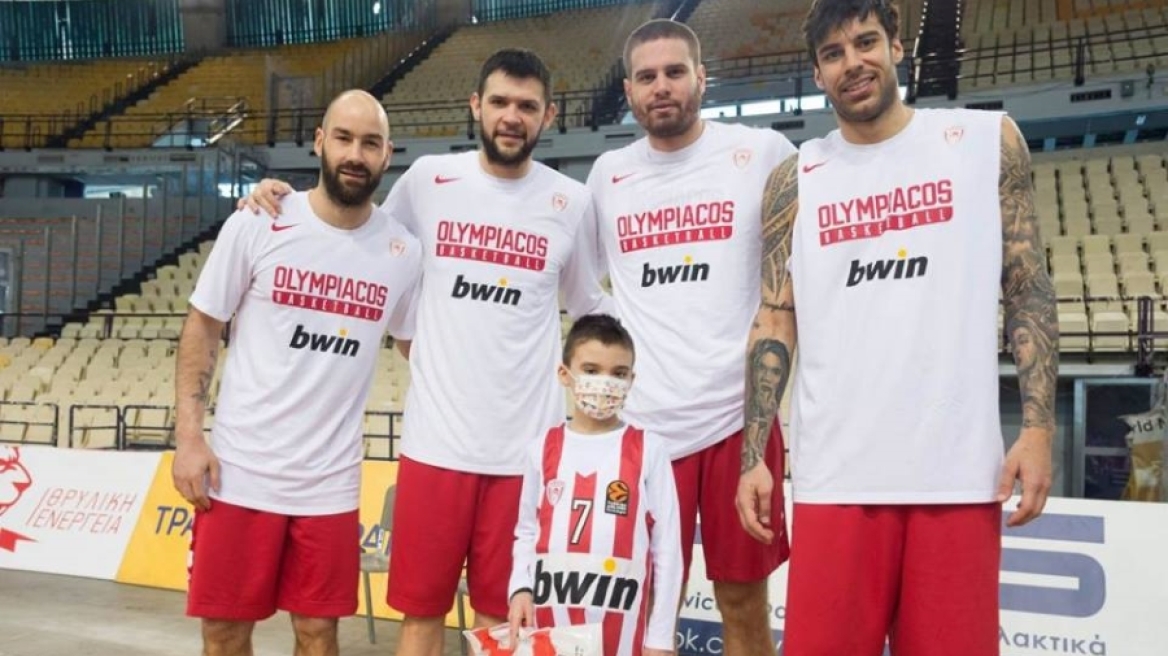 Ο μικρός Βασίλης είναι ο καλύτερος προπονητής του Ολυμπιακού όλων των εποχών