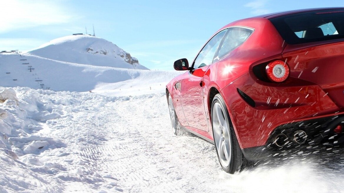 Video: Πώς θα ξεκολλήσεις εύκολα ένα πισωκίνητο;