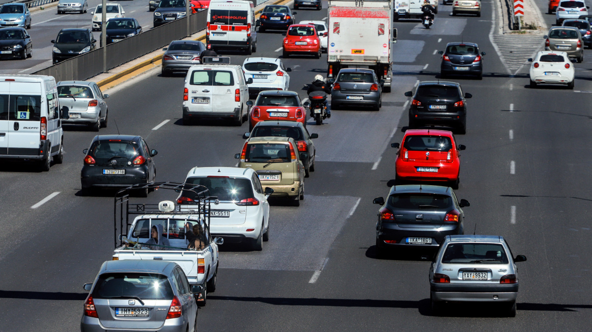 Κίνηση: Προβλήματα στην άνοδο του Κηφισού λόγω τροχαίου