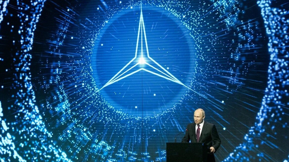O Πούτιν στα εγκαίνια της Mercedes
