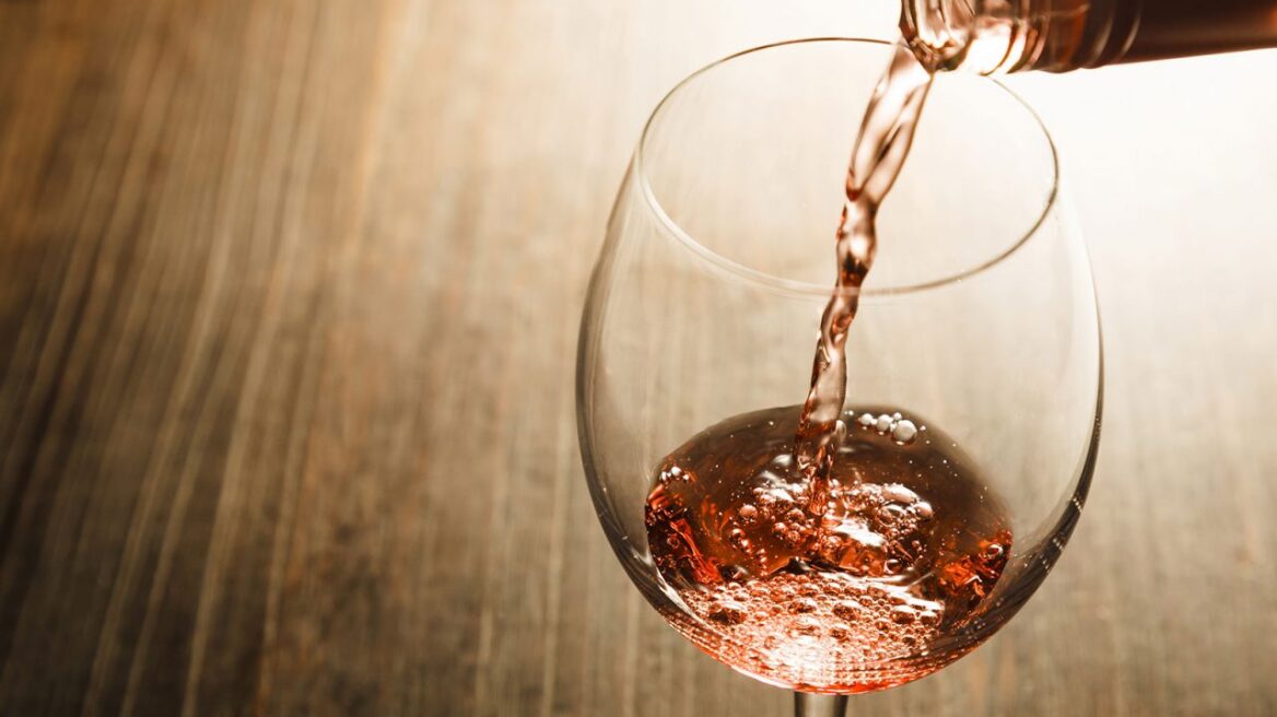 Έμφραγμα και εγκεφαλικό επεισόδιο: Το αλκοόλ (δεν) προστατεύει