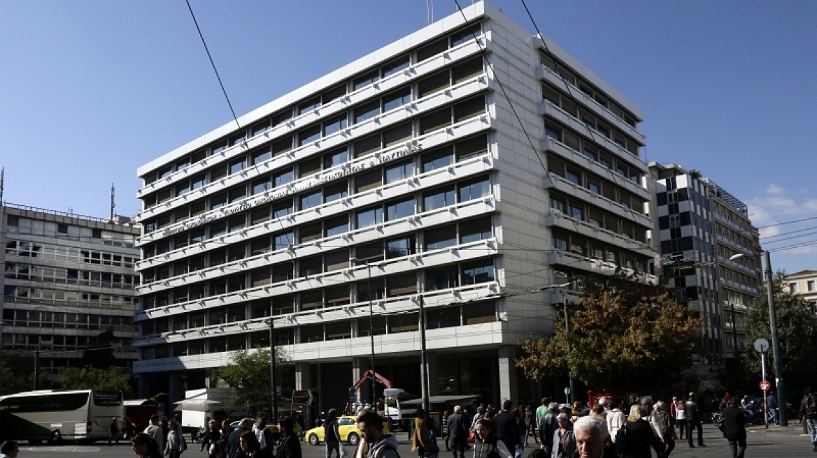 Ξαφνική διακοπή ρεύματος στο Σύνταγμα