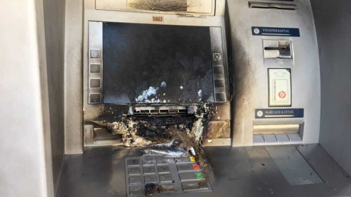 'Εκρηξη σε ΑΤΜ στη Γλυφάδα