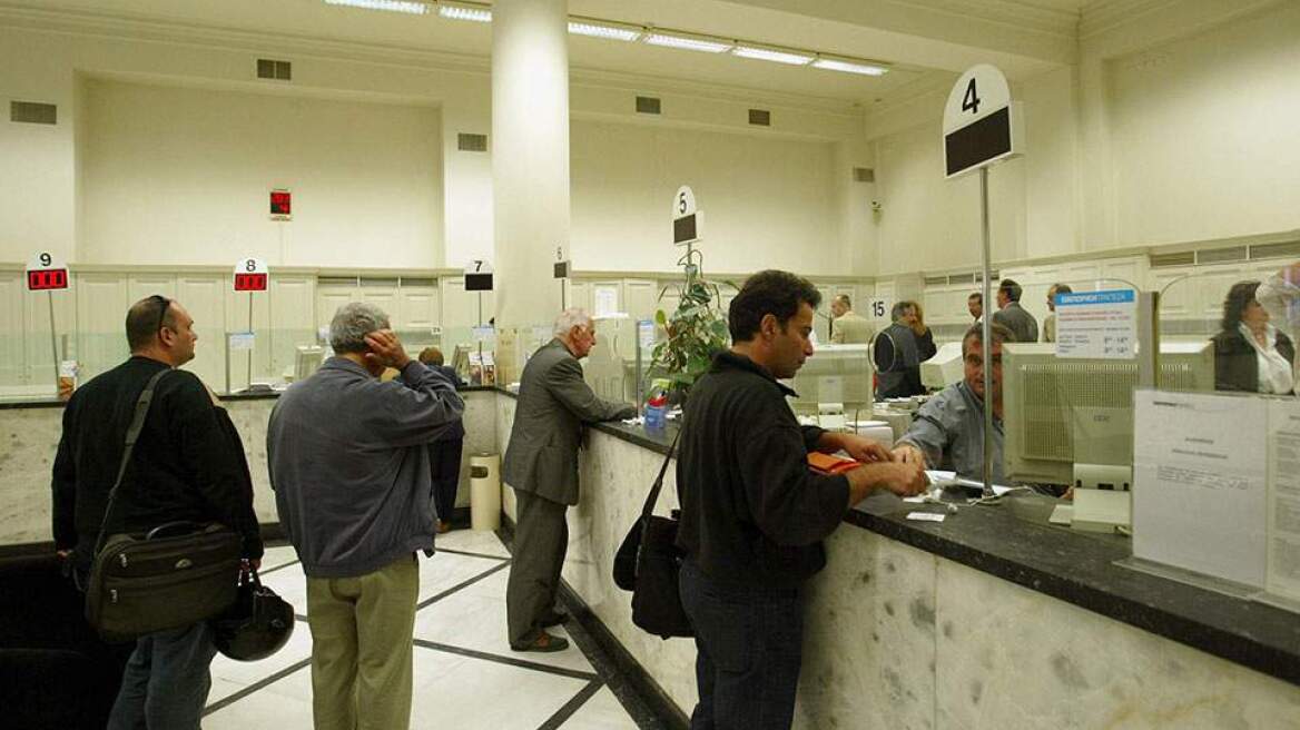 Τράπεζες: Νέο ωράριο συναλλαγών από τις 2 Μαΐου