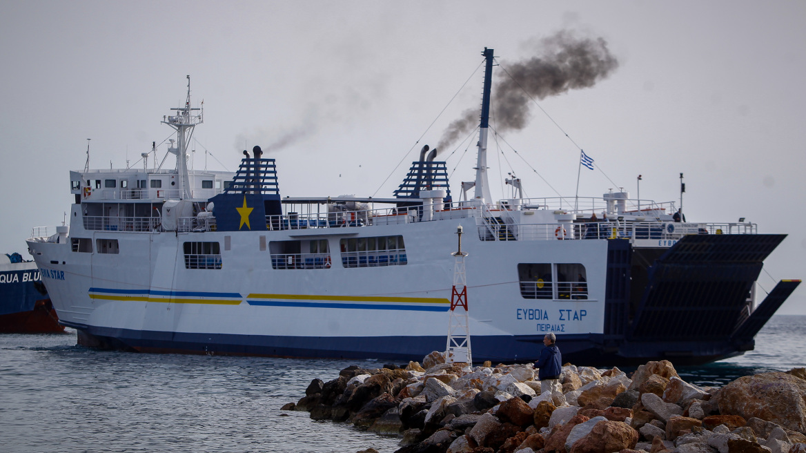 Πάσχα: Αυξημένη η κίνηση στα λιμάνια του Πειραιά και του Λαυρίου