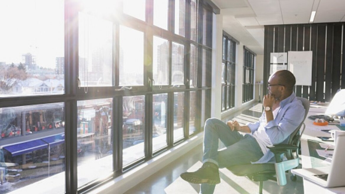 Η απίστευτη ερώτηση που κάνει το Facebook στους υποψήφιους εργαζόμενους