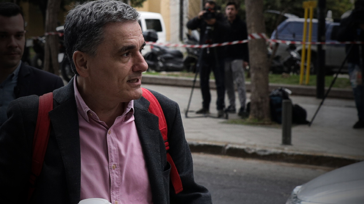 Τσακαλώτος: Όλα πάνε καλά, κάναμε όσα υποσχεθήκαμε!