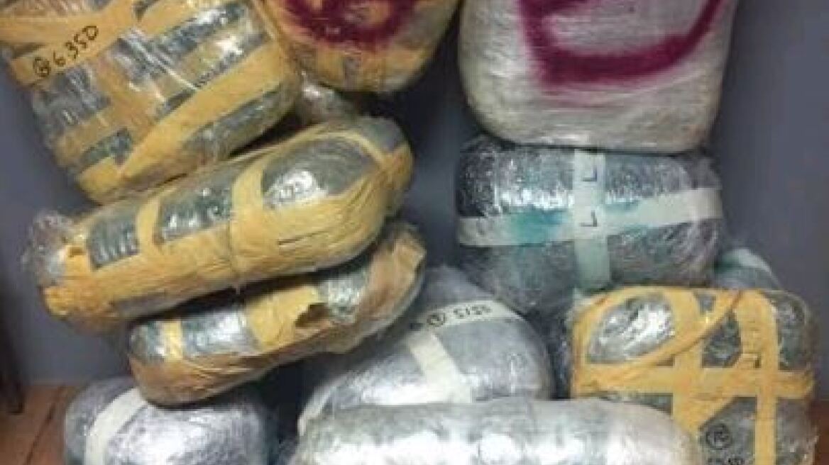 Αλβανός οδηγός λεωφορείου μετέφερε 98 κιλά χασίς