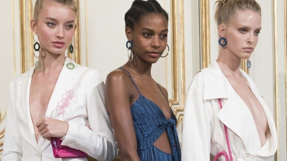 Αυτή είναι η νέα κολακευτική τάση στις φούστες