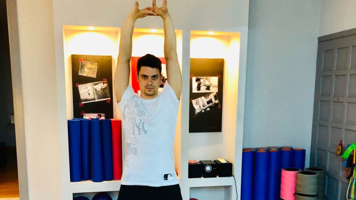 Τέσσερις πολύτιμες ασκήσεις που ανακουφίζουν τον αυχένα