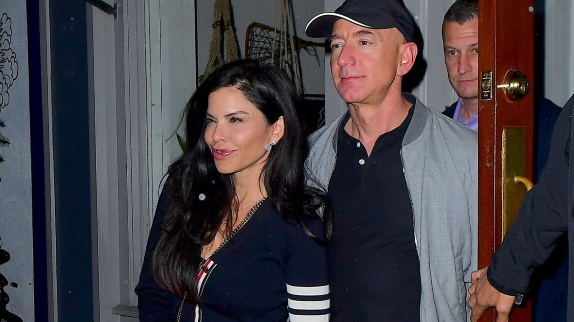 Page Six: Ο Τζεφ Μπέζος και η Λόρεν Σάντσεζ μπορεί να σχεδιάζουν «κρυφό γάμο»