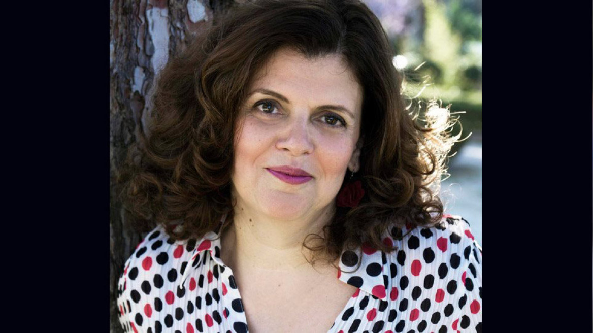 Αγγελική Κανελλακοπούλου: «Η Κηφισιά και οι 14 μνηστήρες της»