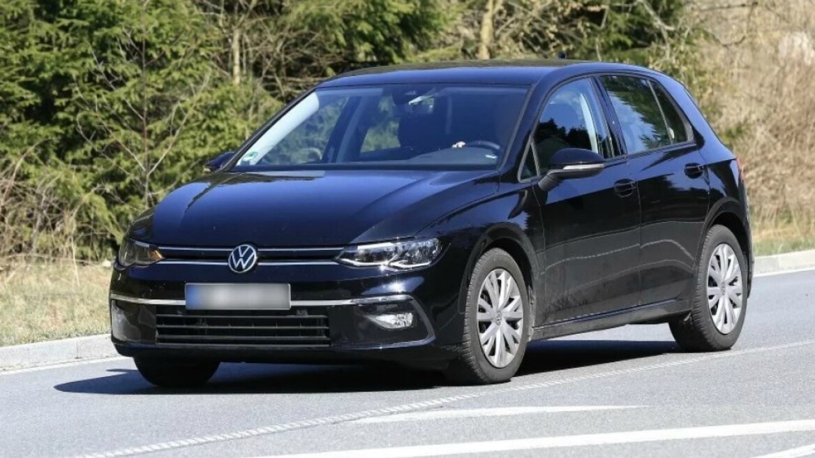 Νέο VW Golf: Αποκάλυψη για το εσωτερικό του