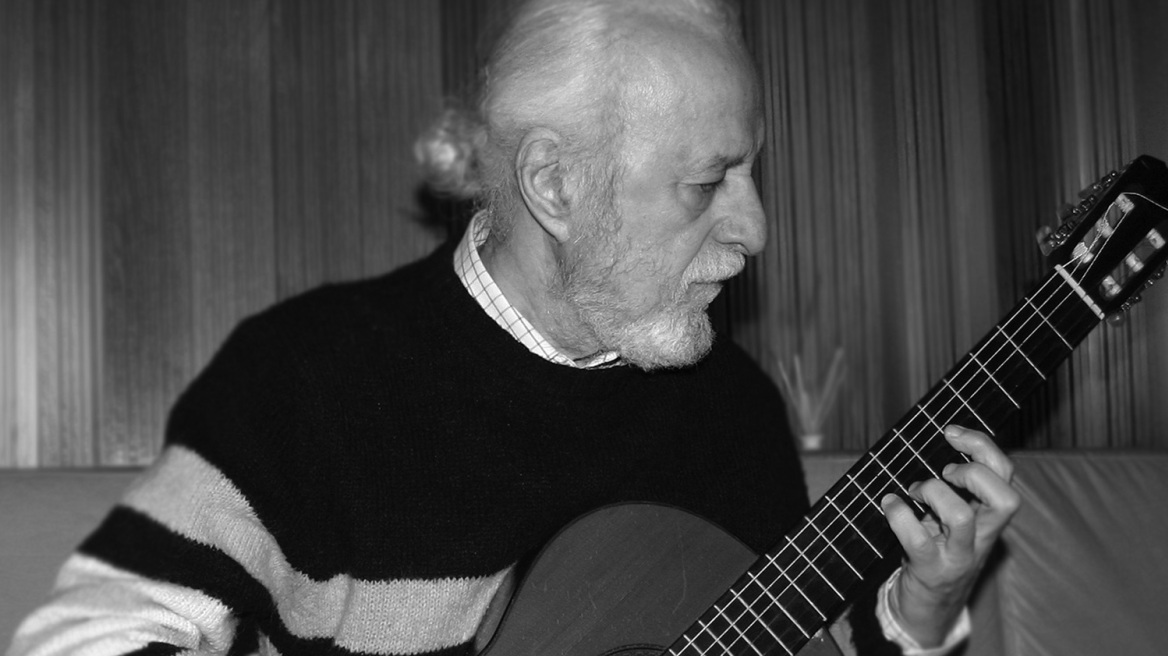 «Άγρυπνο φεγγάρι»: Βιβλίο-cd του Νότη Μαυρουδή