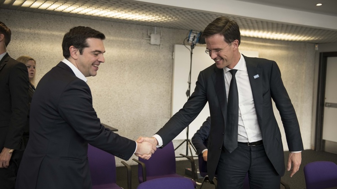 DW: Η Ολλανδία θα ζητήσει από την Ελλάδα επαναβεβαίωση για την τήρηση των δεσμεύσεών της