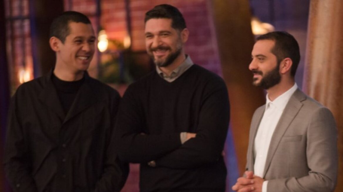 MasterChef: Ο Κουτσόπουλος πήγε στην τουαλέτα, ξέχασε το μικρόφωνο κι... έπιασε Ρουβά