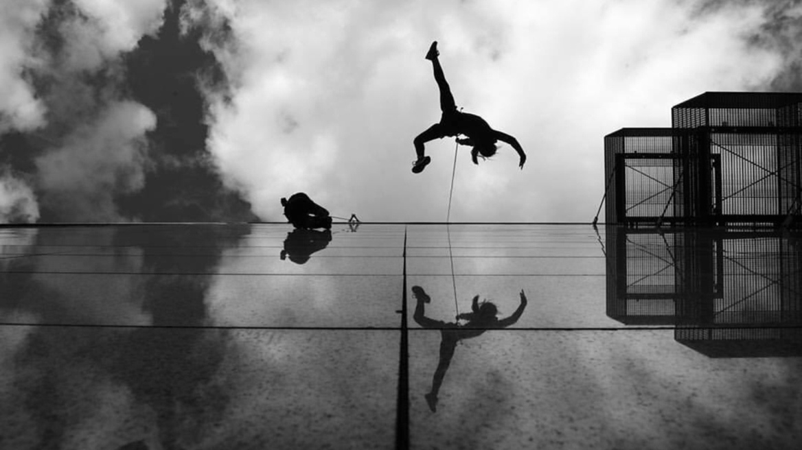 Vertical Dance: H πρόσοψη ενός κτηρίου  γίνεται το δάπεδο του χορευτή 